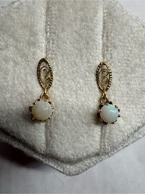 Vintage 14K Gold Natural Opal Earrings Genuine Opal Fine Jewelry